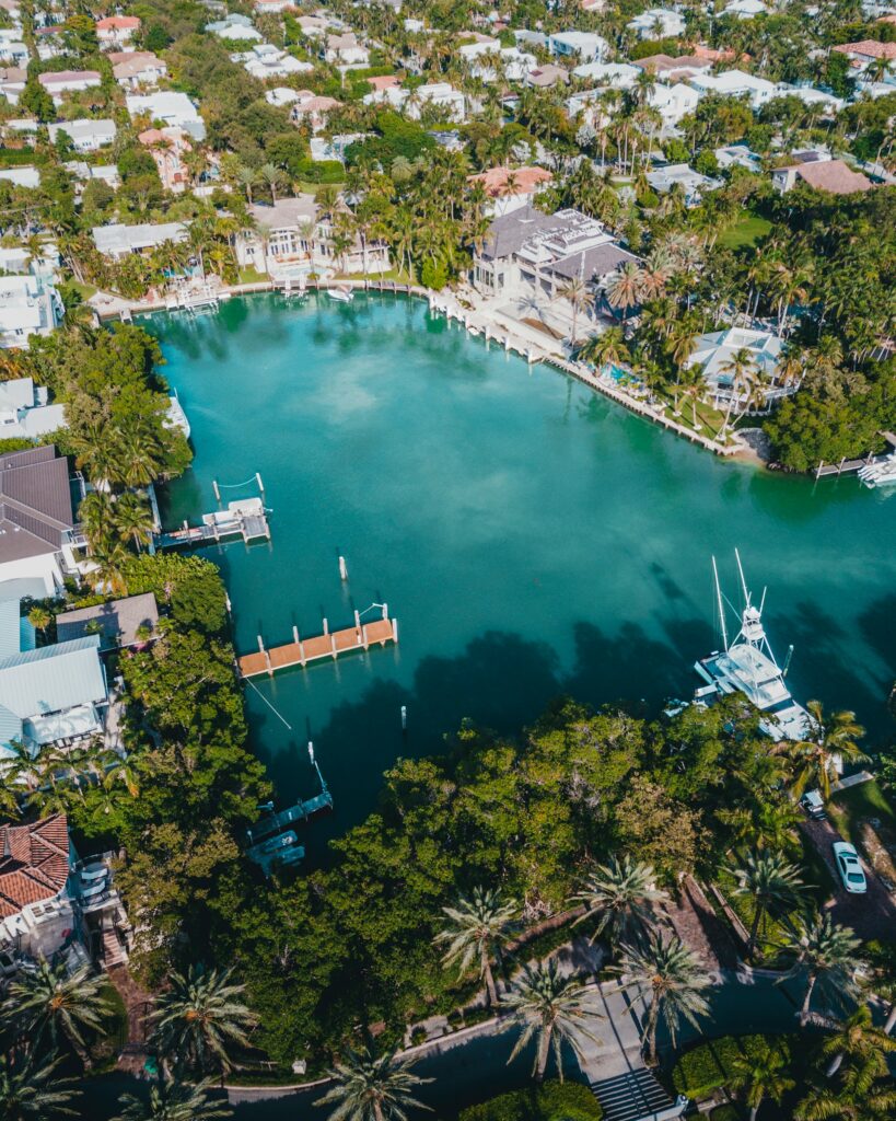 condo rentals in isla del sol florida
