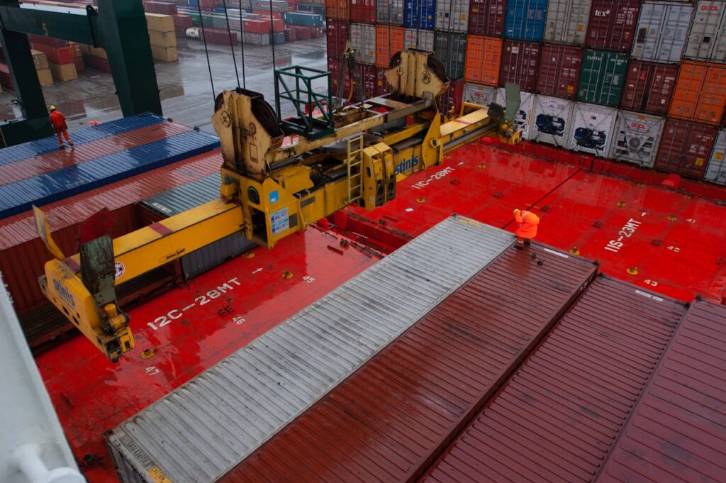 rigging and crane